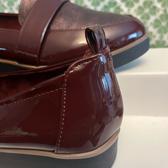 NWOT Laca Ferri Deep Burgundy Colored Womans Loafers!! - Picture 5 of 10